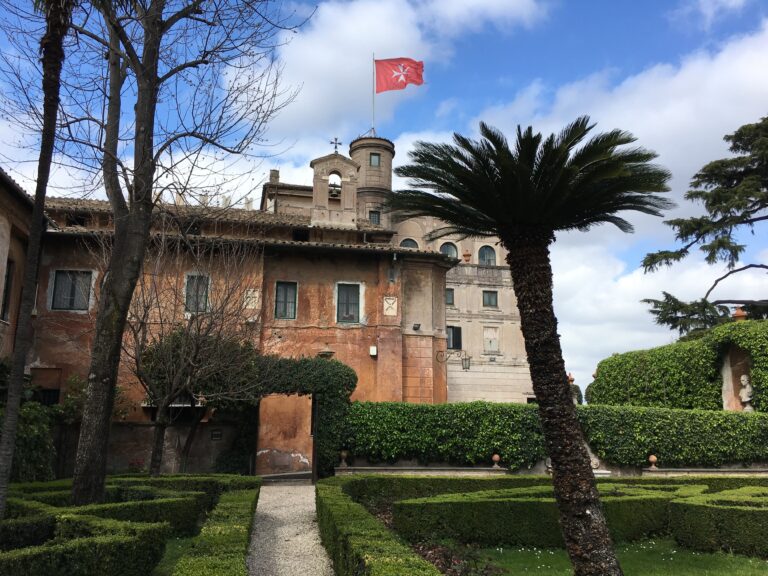 SABATO 11 DICEMBRE 2021. ROMA NASCOSTA. GRAN PRIORATO DELL’ORDINE DEI CAVALIERI DI MALTA.