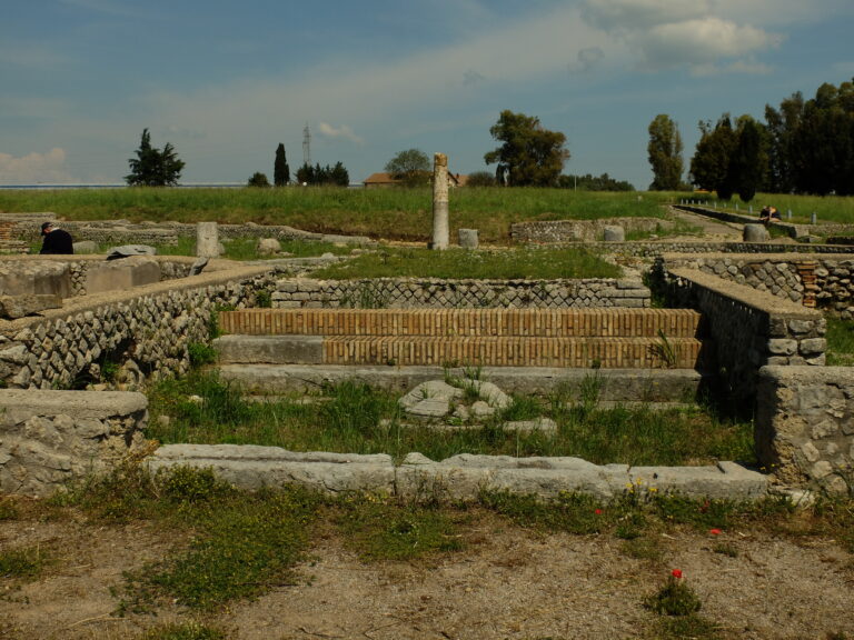 7 MAGGIO 2016. Le vie dell’acqua e il Tevere: il Lucus Feroniae e la villa dei Volusii.